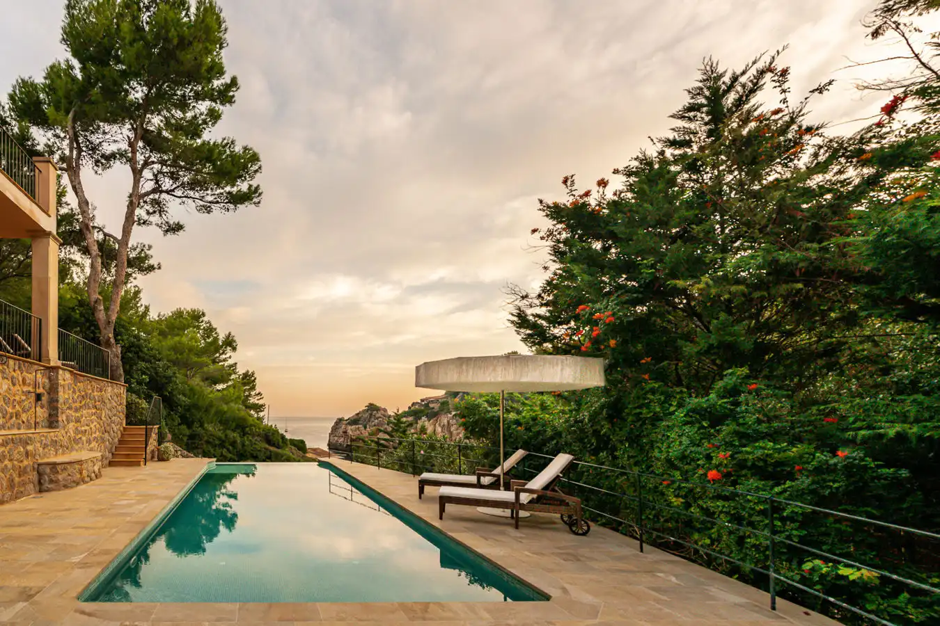 Country homes for sale in Deià