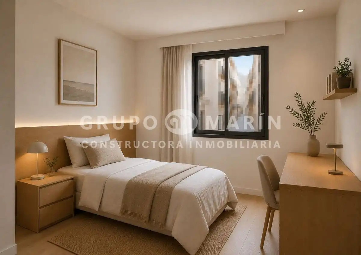 Bedroom of Houses for sale in Barcelona  with Heating, Parquet flooring and Balcony