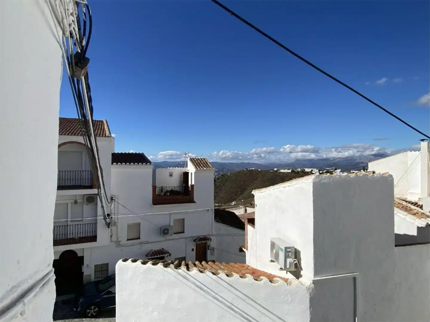Vista exterior de Casa adosada en venda en Canillas de Aceituno