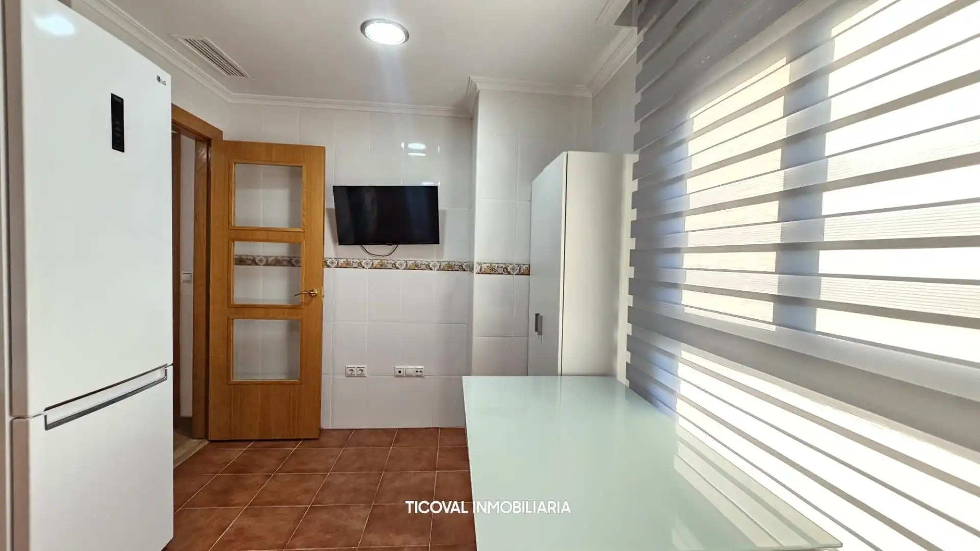 Cuina de Pis en venda en Torrent amb Piscina comunitària