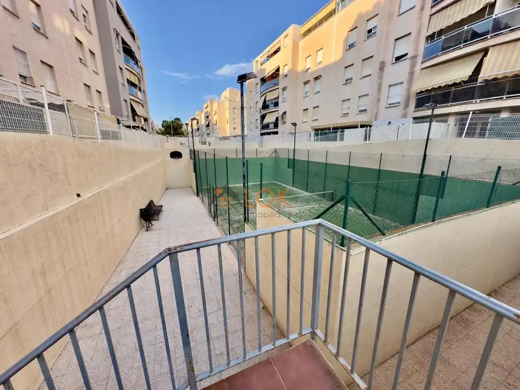 Vista exterior de Piso en venta en Málaga con Aire acondicionado, Jardín privado y Terraza