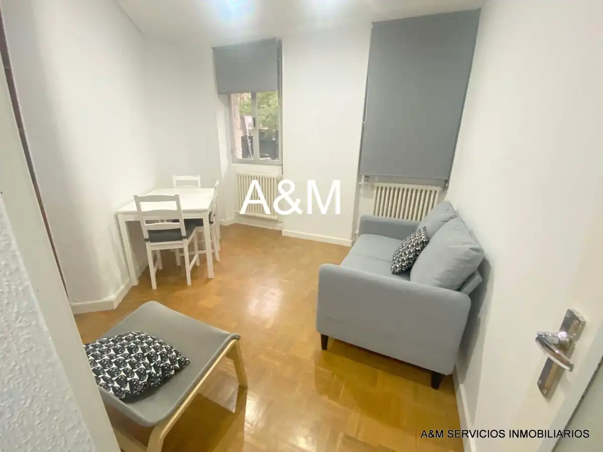 Living room of Flat for rent in Vitoria - Gasteiz  with Heating and Furnished