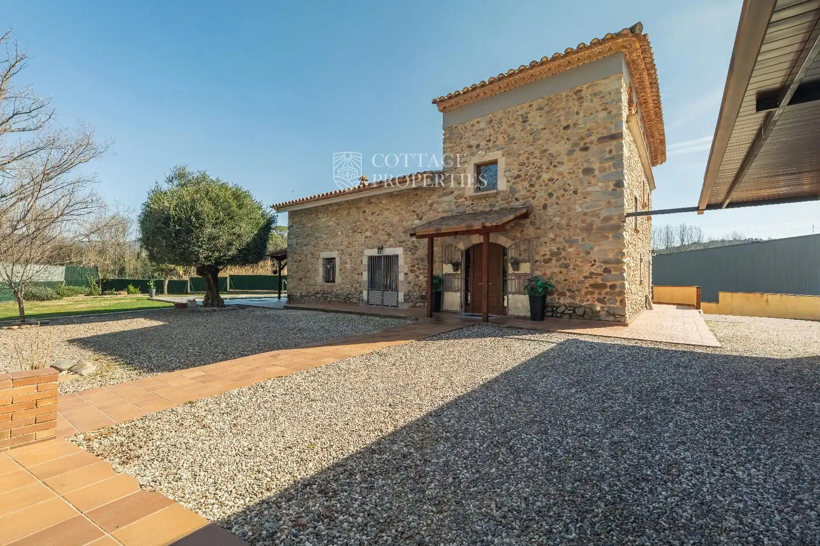 Vista exterior de Finca rústica en venda en Sant Julià del Llor i Bonmatí amb Calefacció, Terrassa i Piscina