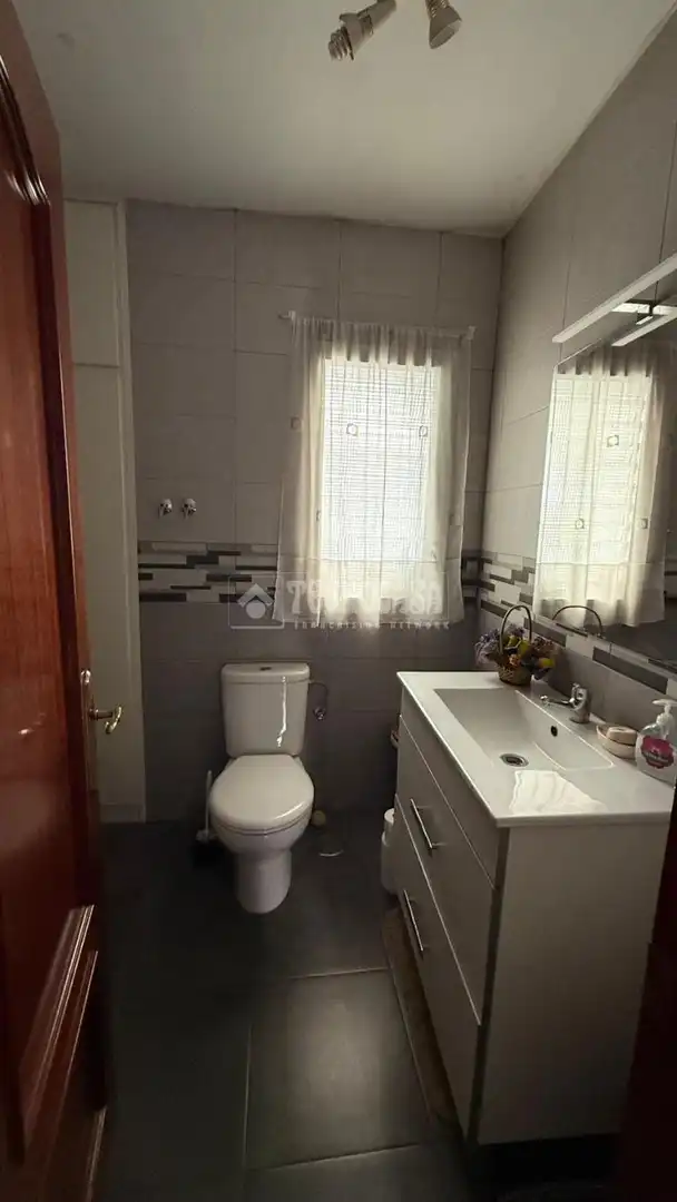 Baño de Piso en venta en Almería con Aire acondicionado