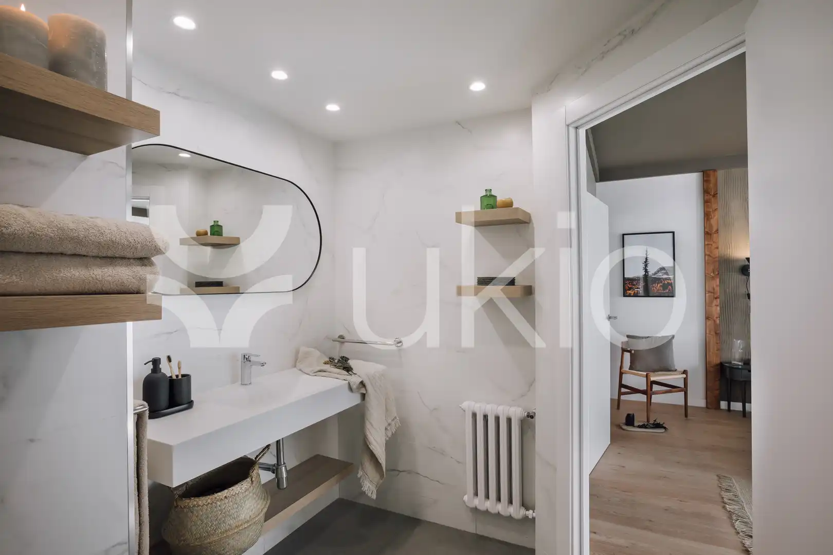 Bany de Apartament de lloguer en Barcelona amb Aire condicionat, Calefacció i Moblat