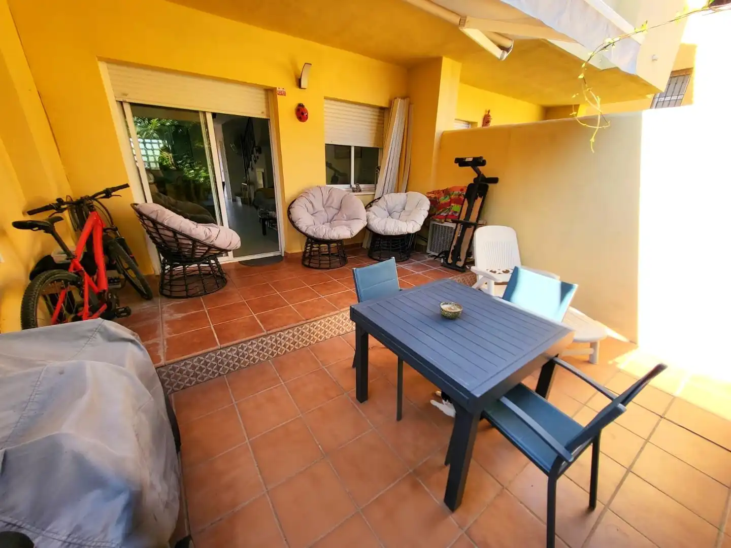 Jardí de Casa adosada en venda en Estepona amb Terrassa, Piscina i Piscina comunitària