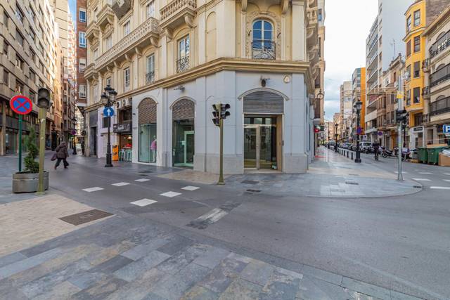 Local comercial en Alquiler en Plaza PUERTA DEL SOL, 3 en Hospital - Plaza del Real
