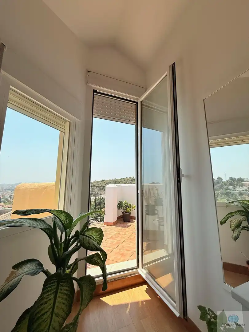 Balcony of Attic for sale in Fuengirola  with Air Conditioner, Terrace and Community pool