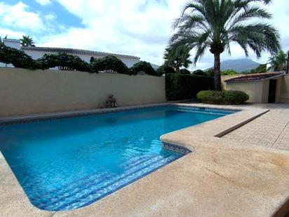 Swimming pool of House or chalet for sale in L'Alfàs del Pi  with Air Conditioner, Heating and Private garden