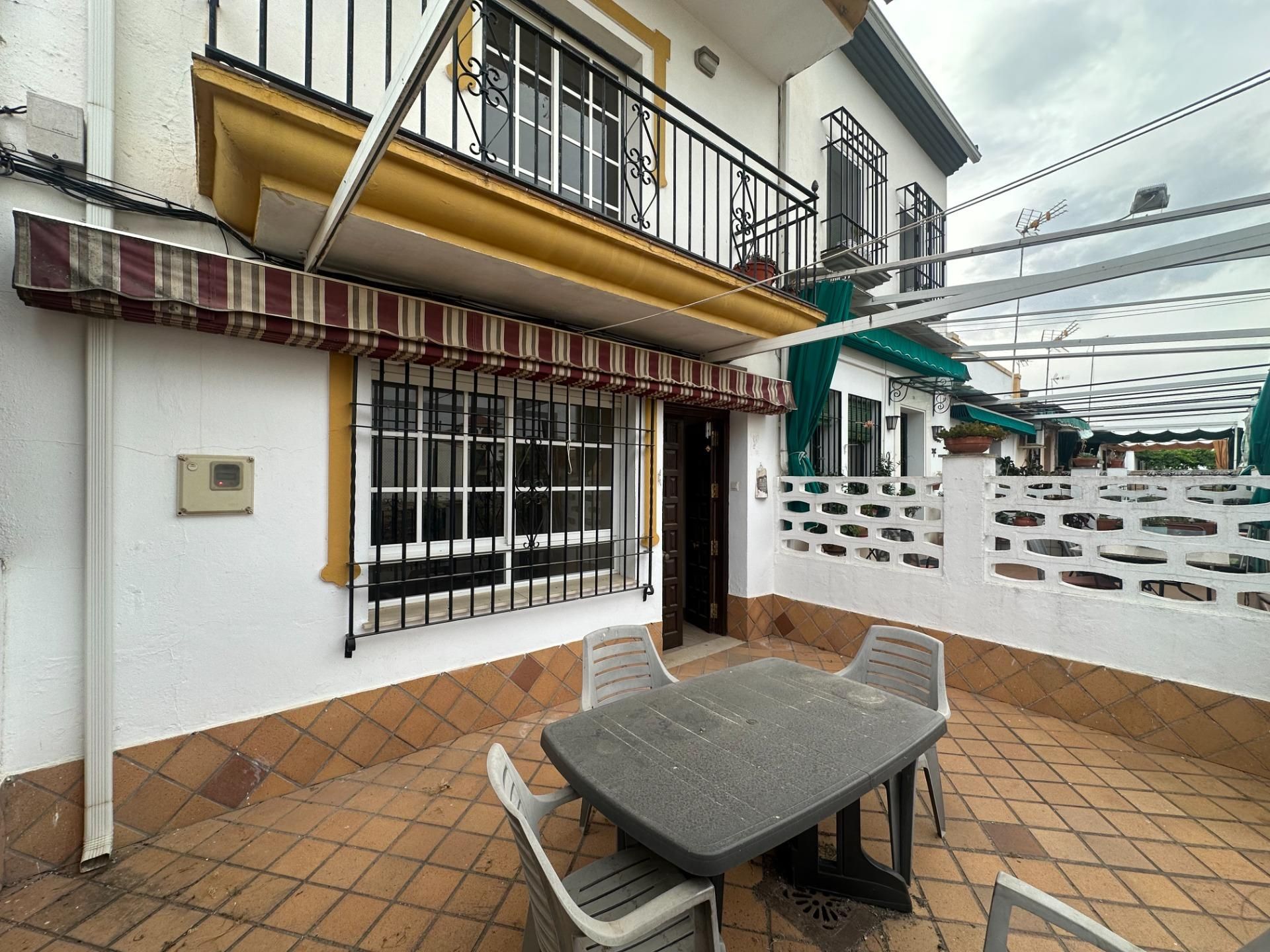 Vista exterior de Casa o xalet en venda en  Córdoba Capital amb Aire condicionat