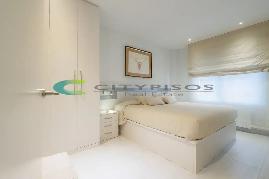 Flat with lift for sale in Avenida de Santiago Rusiñol, imagen 23