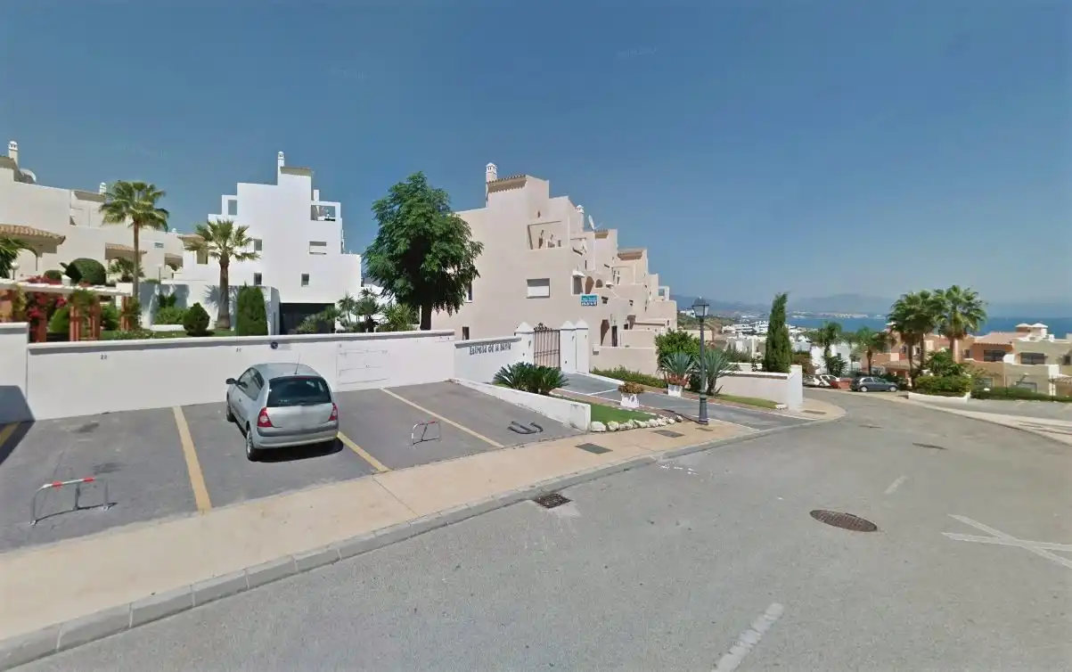 Exterior view of Duplexes for rent in Casares  with Air Conditioner, Heating and Terrace