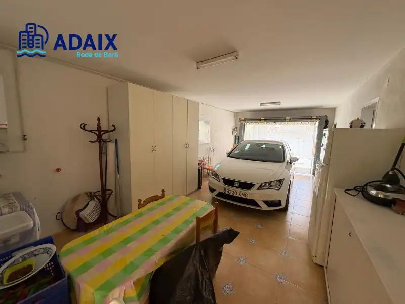 Parking of Houses for sale in Roda de Berà  with Air Conditioner, Heating and Terrace