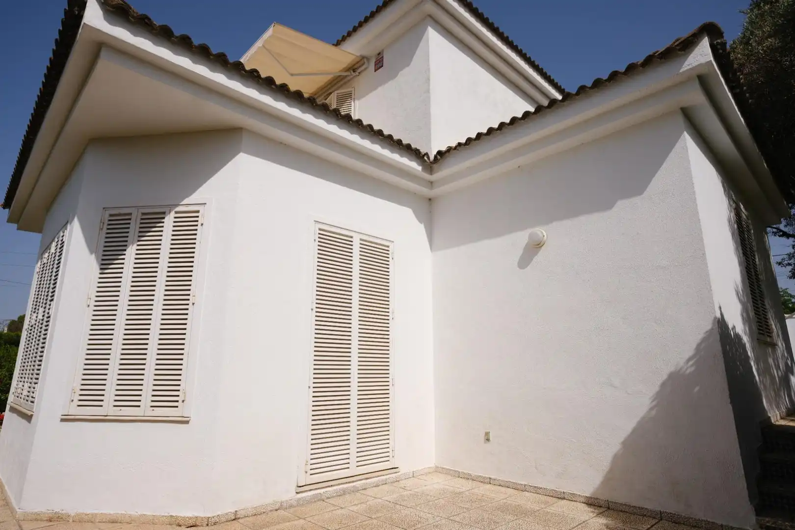 Vista exterior de Casa o chalet en venta en Alcalá de Guadaira con Aire acondicionado, Calefacción y Jardín privado