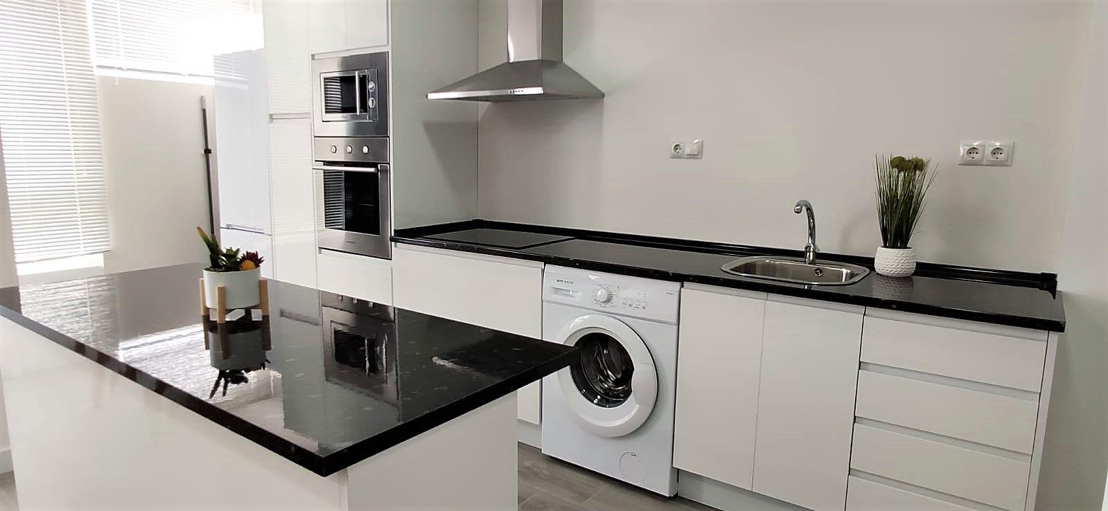 Kitchen of Flat to share in Málaga Capital  with Air Conditioner, Terrace and Furnished