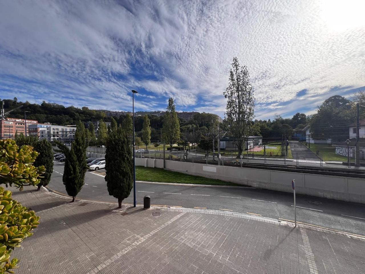 Vista exterior de Planta baja en venta en Etxebarri