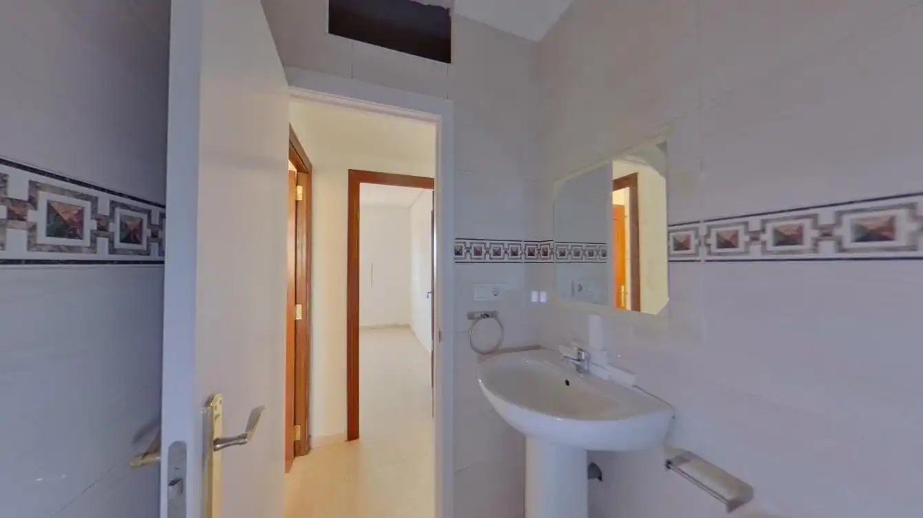 Bathroom of Flat for sale in Valencia