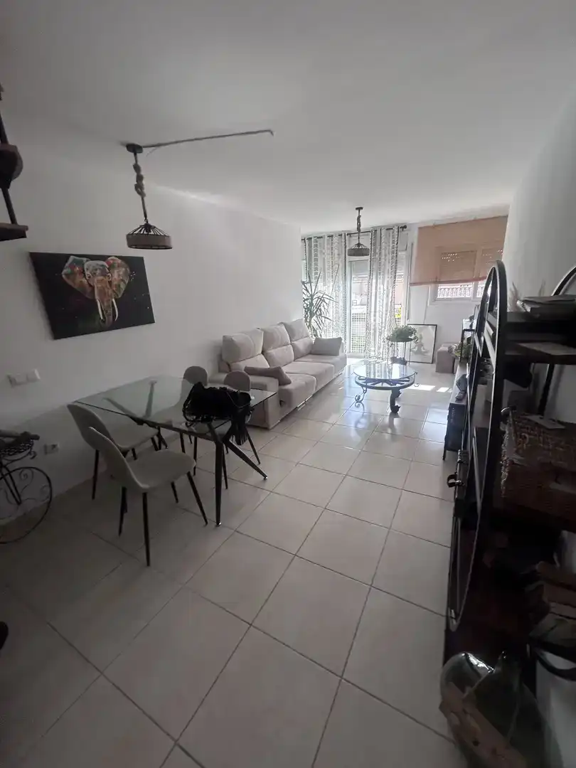 Sala de estar de Dúplex en venta en Montbrió del Camp con Aire acondicionado, Trastero y Amueblado