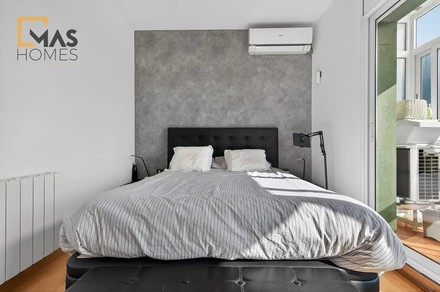 Schlafzimmer von Wohnung zum Verkauf in Sabadell mit Klimaanlage, Heizung und Terrasse