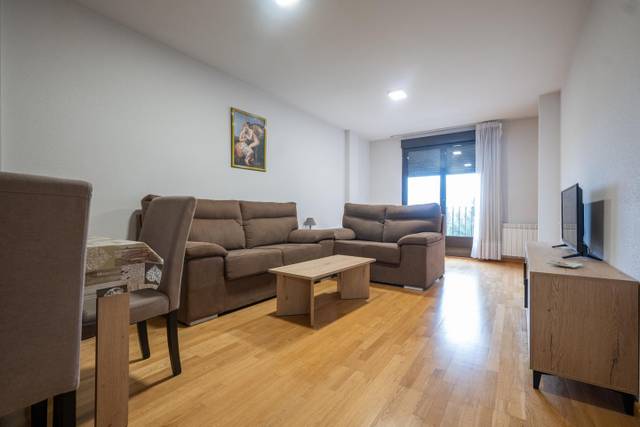 Piso en Alquiler en Patrimonio De La Humanidad en Hervencias Altas - El Pinar