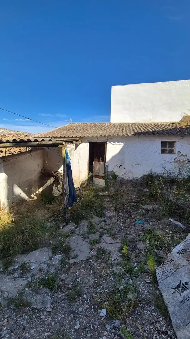 Residential zum Verkauf in Almodóvar del Río