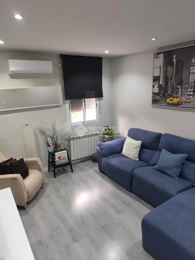 Sala d'estar de Pis en venda en Madrid amb Aire condicionat i Calefacció