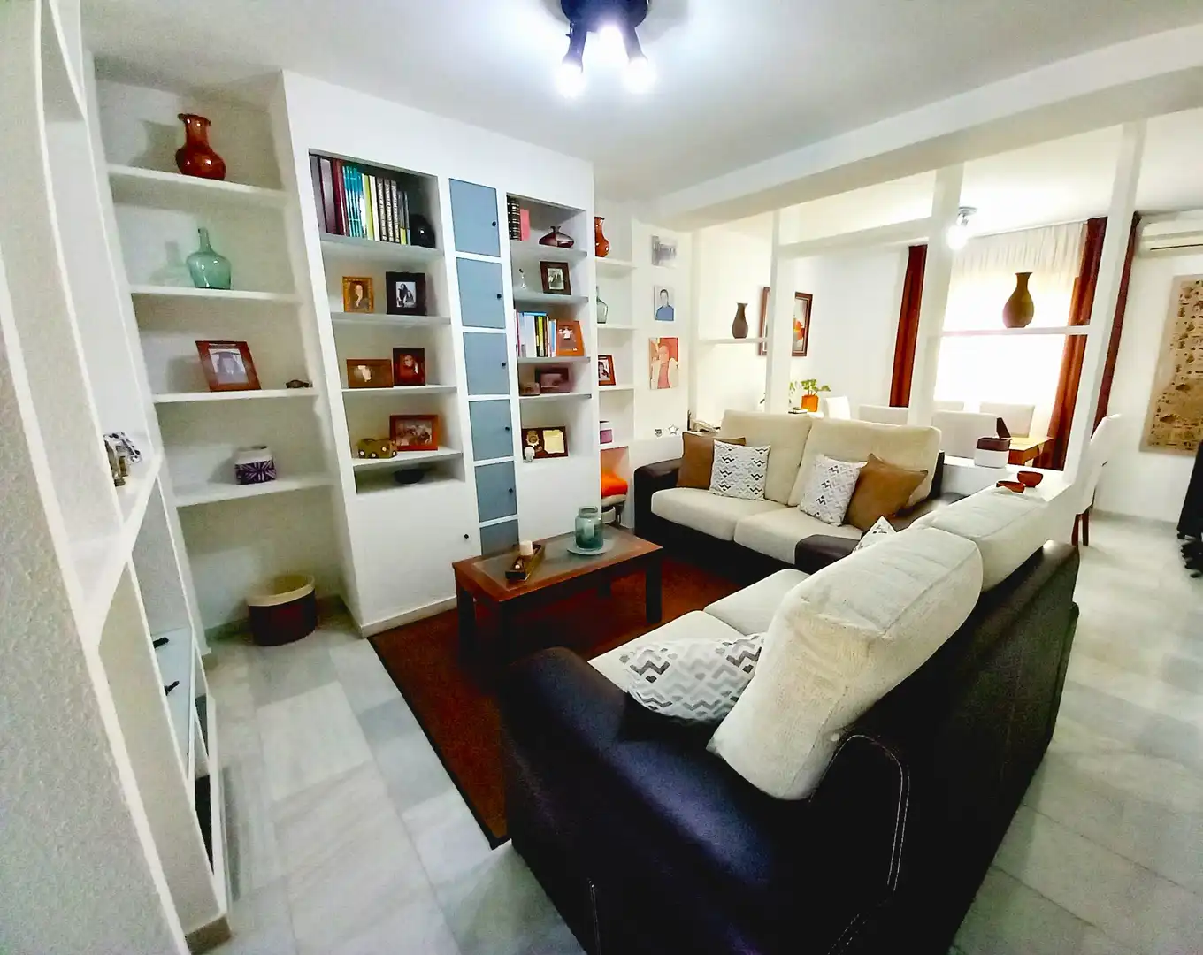 Sala de estar de Ático en venta en Benidorm con Aire acondicionado, Terraza y Amueblado