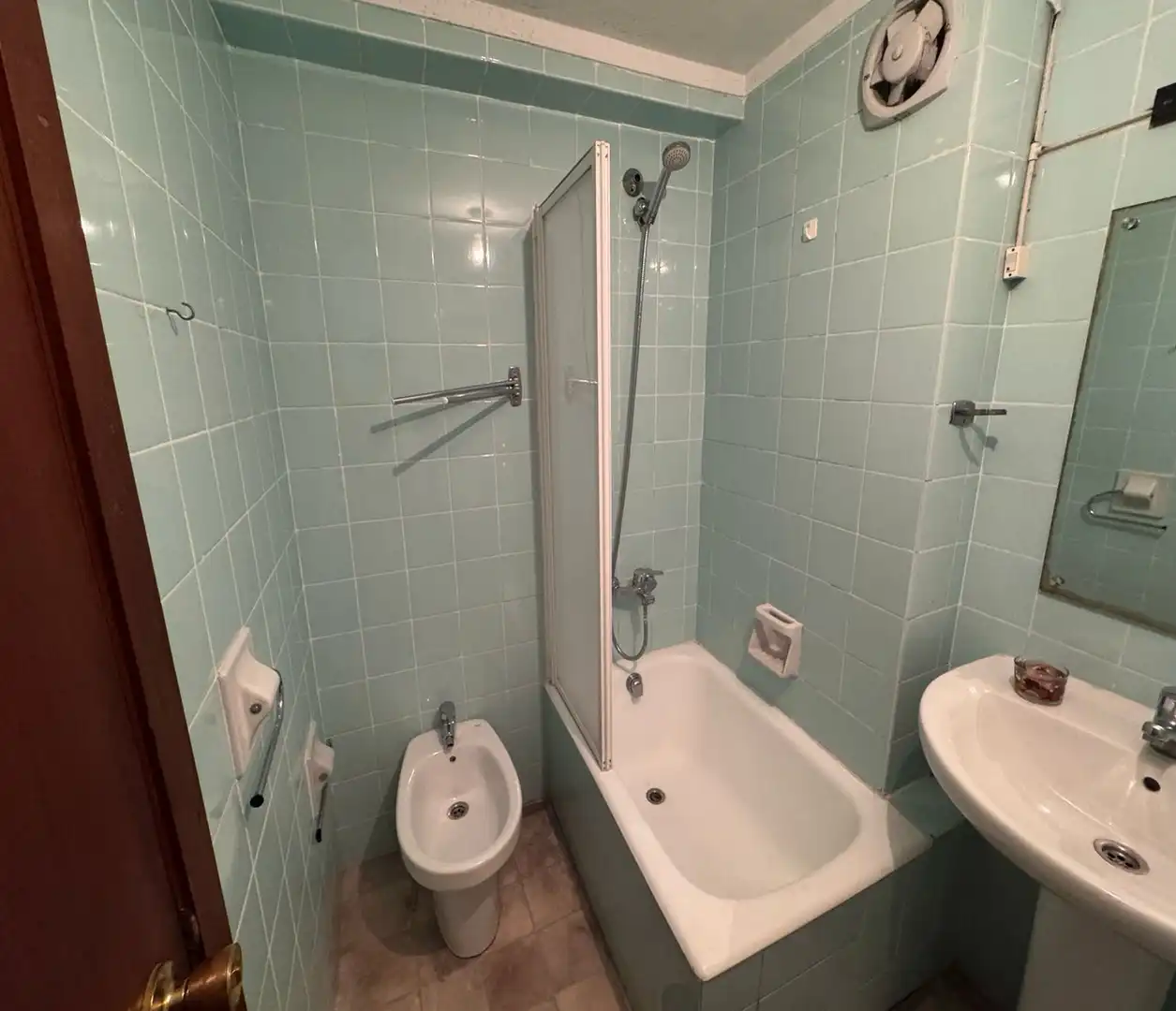 Baño de Piso en venta en Gijón  con Calefacción y Parquet