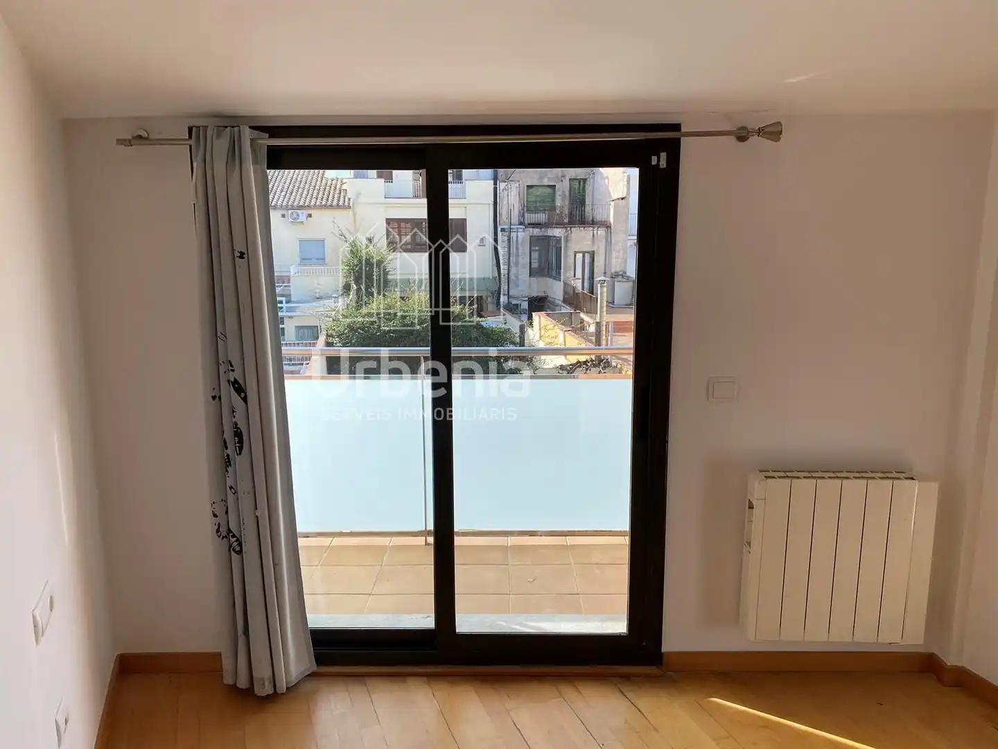 Habitación de Dúplex en venta en Gelida con Aire acondicionado, Terraza y Amueblado