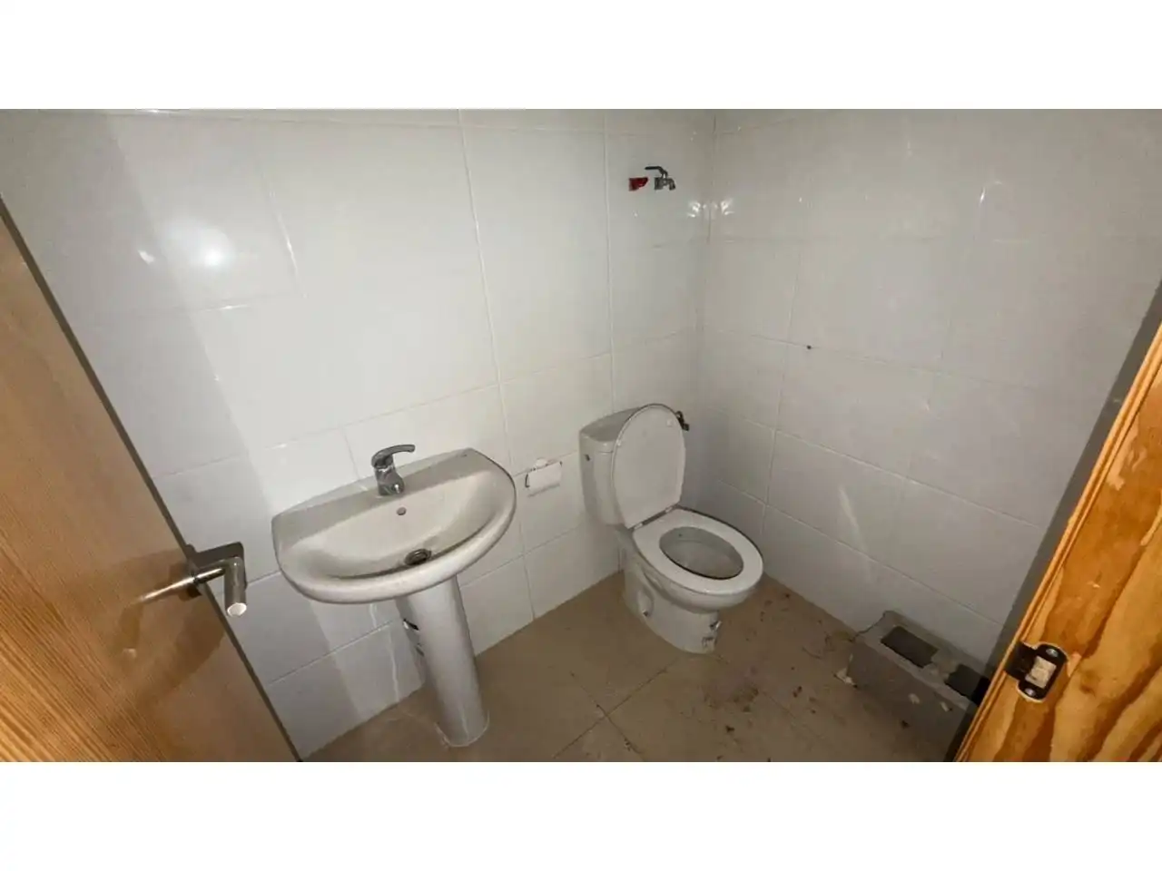 Business premises for sale in Caudete, imagen 12
