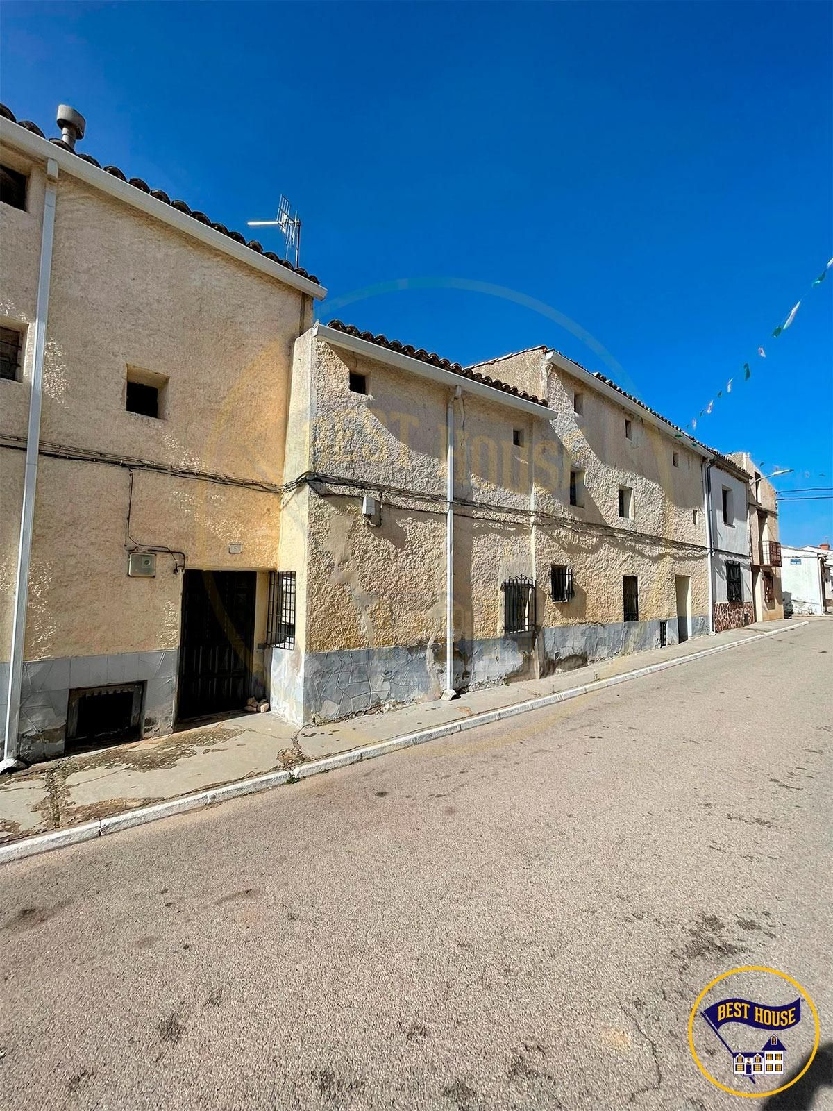 Country house for sale in Campos del Paraíso