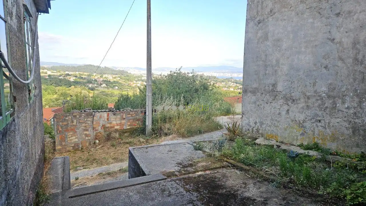 Casa amb jardí en venda a Cangas pueblo, imagen 5