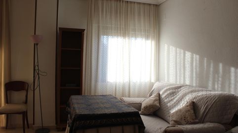Photo 3 of Flat for rent in Calle San Antonio Abad, Bellavista, Sevilla Capital