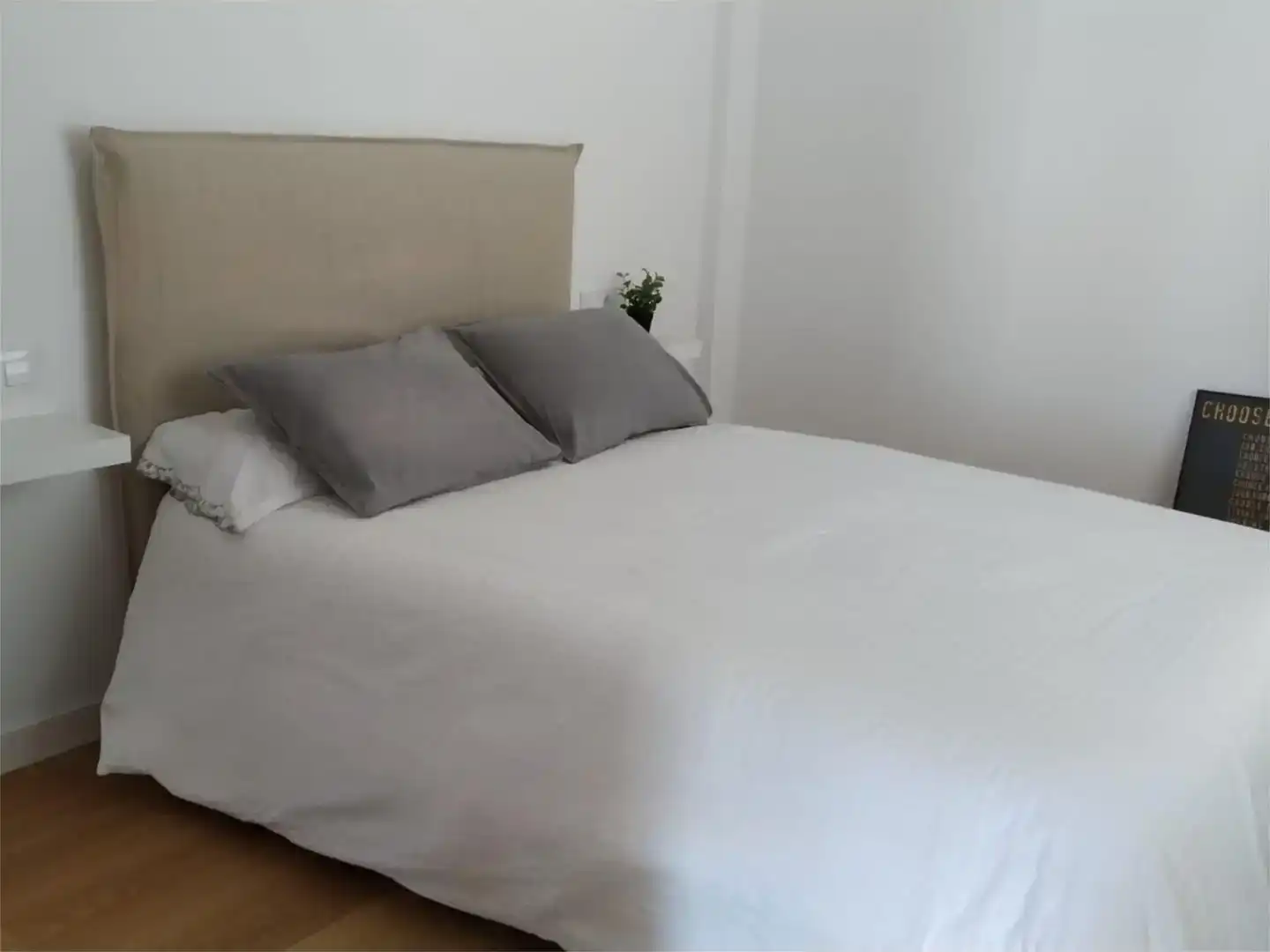 Habitación de Piso de alquiler en Vimianzo con Parquet y Amueblado
