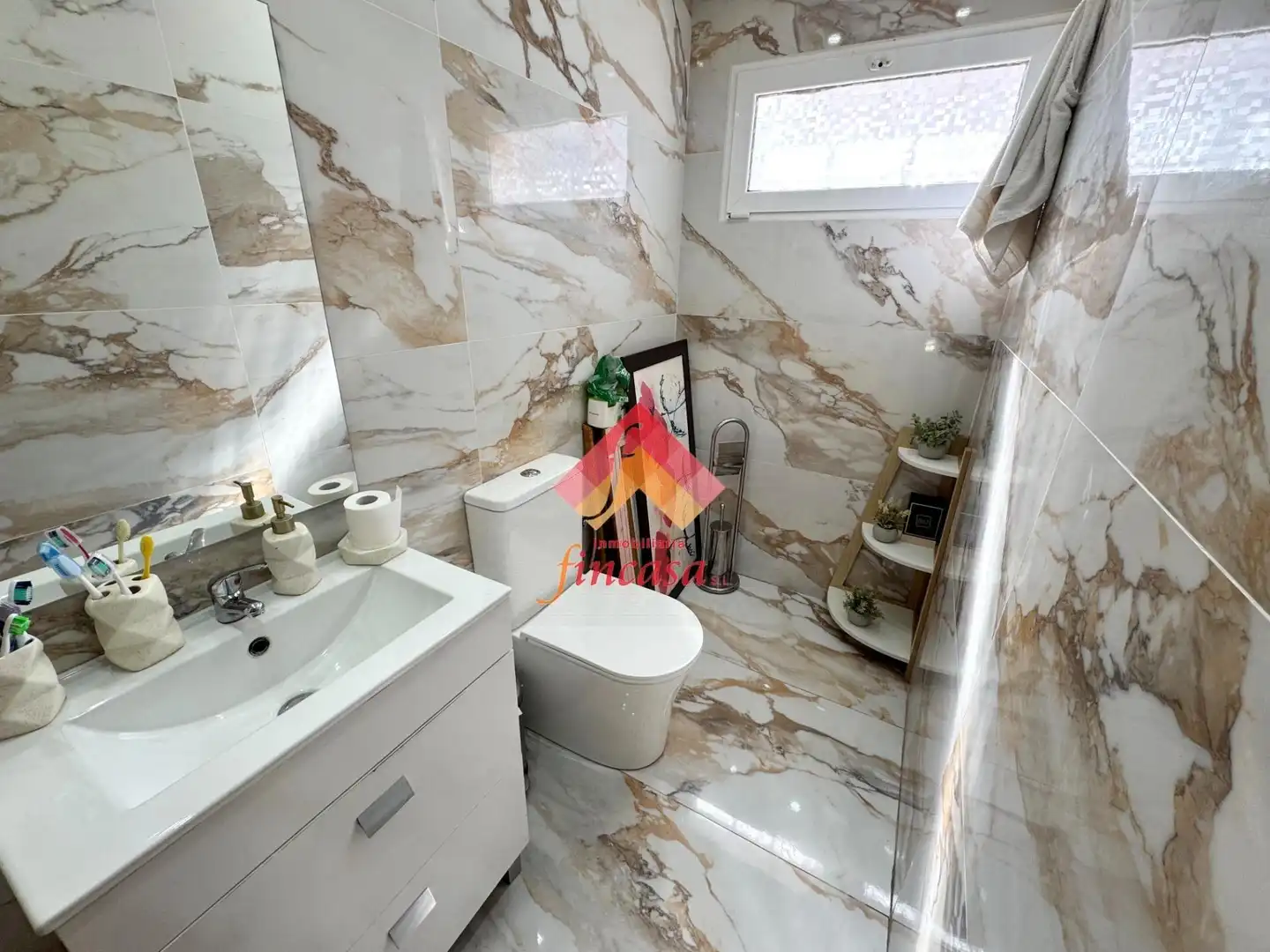 Baño de Casa adosada en venta en Ronda