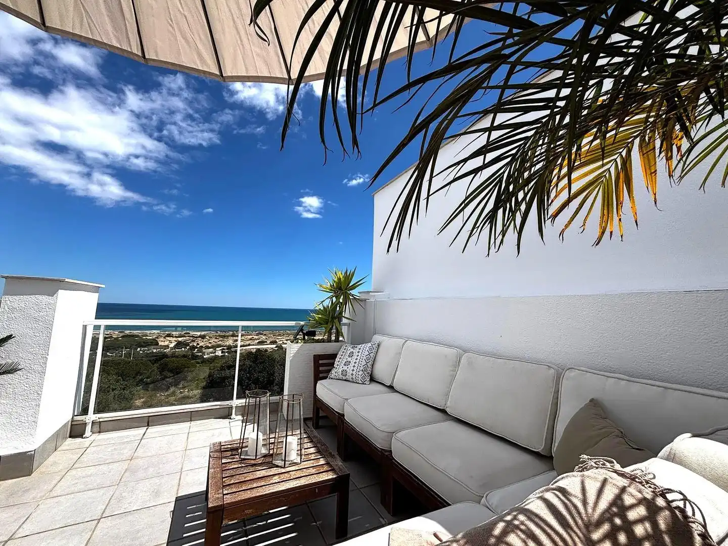 Terrasse von Dachboden zum Verkauf in Santa Pola mit Klimaanlage, Terrasse und Balkon