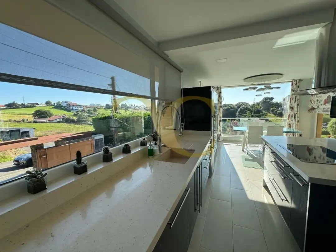 Kitchen of Houses for rent in Santa Cruz de Bezana  with Air Conditioner, Heating and Private garden
