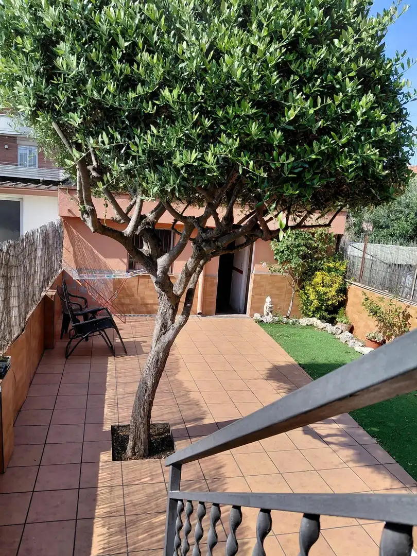 Terrassa de Casa adosada en venda en Parets del Vallès amb Aire condicionat, Calefacció i Piscina