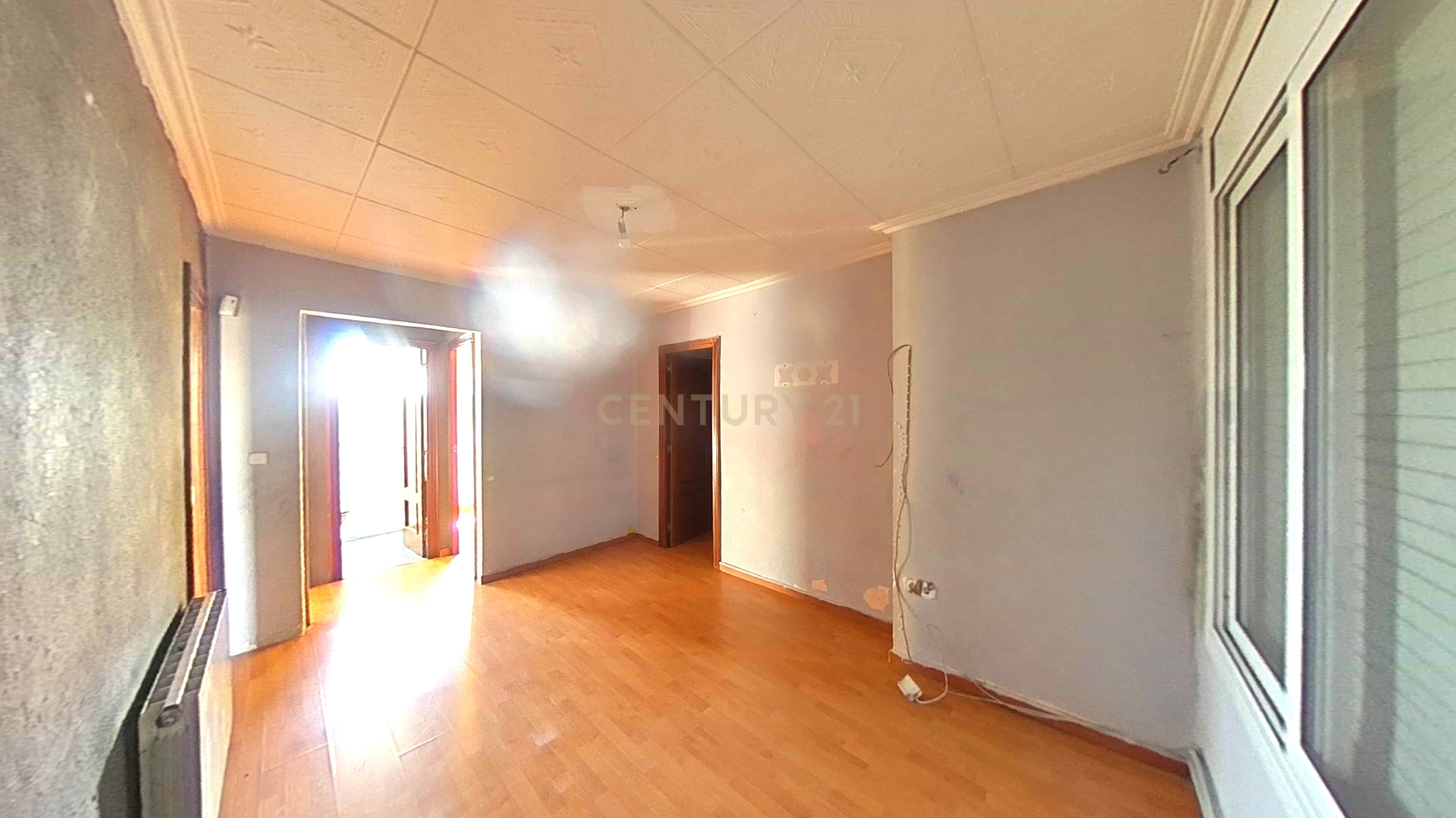 Living room of Apartment for sale in Sabadell