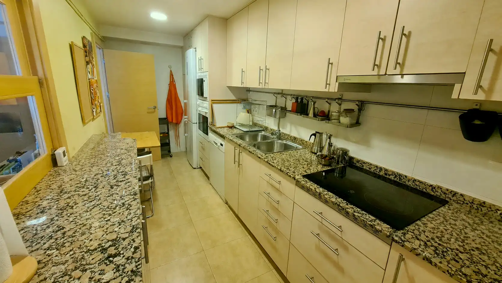 Cocina de Planta baja en venta en Barcelona con Aire acondicionado, Calefacción y Terraza