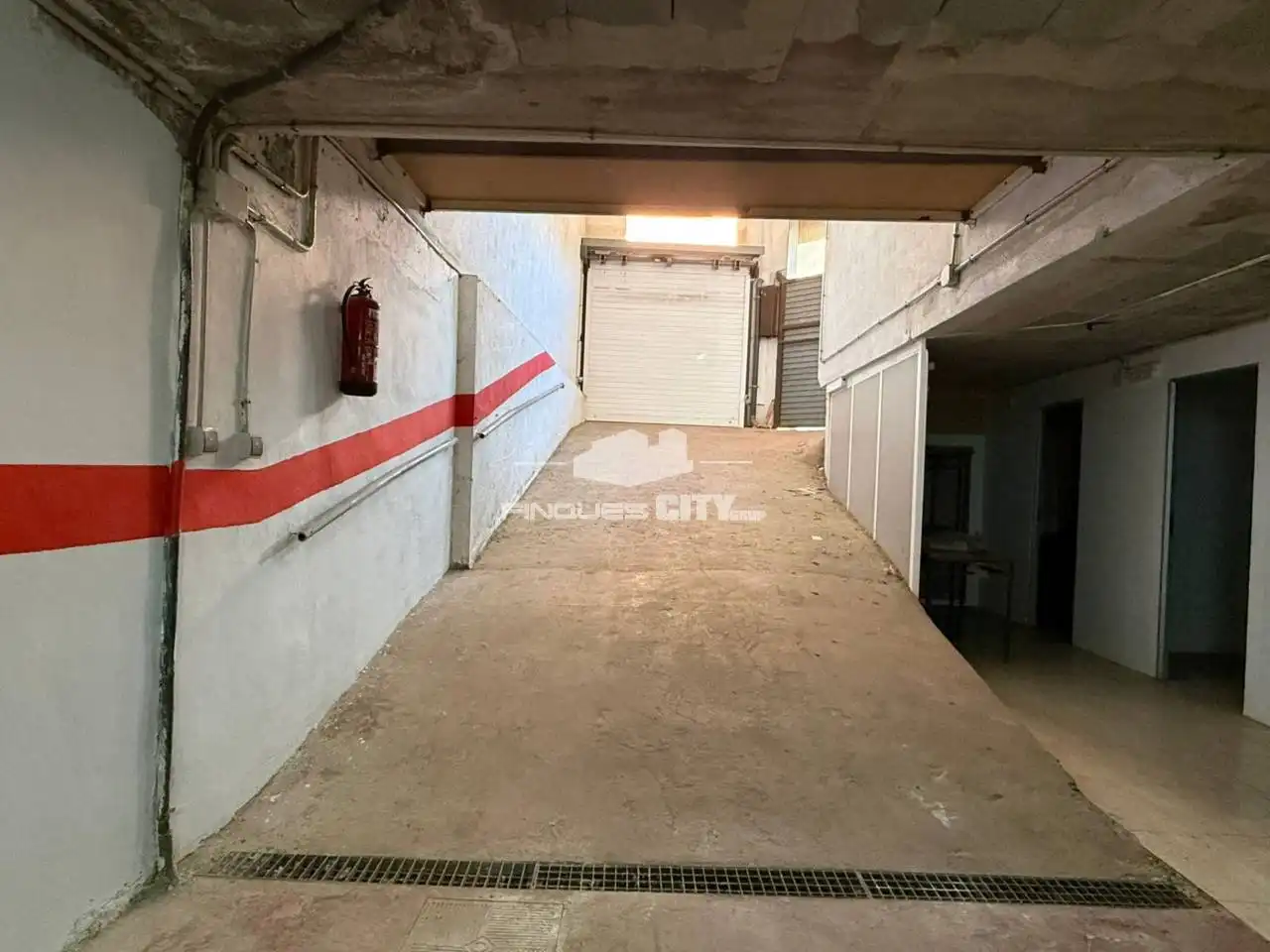 Local comercial de lloguer a Calle Llevant 4, imagen 6