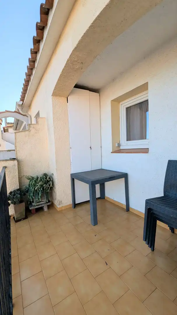 Terrassa de Apartament en venda en Empuriabrava amb Aire condicionat, Calefacció i Terrassa