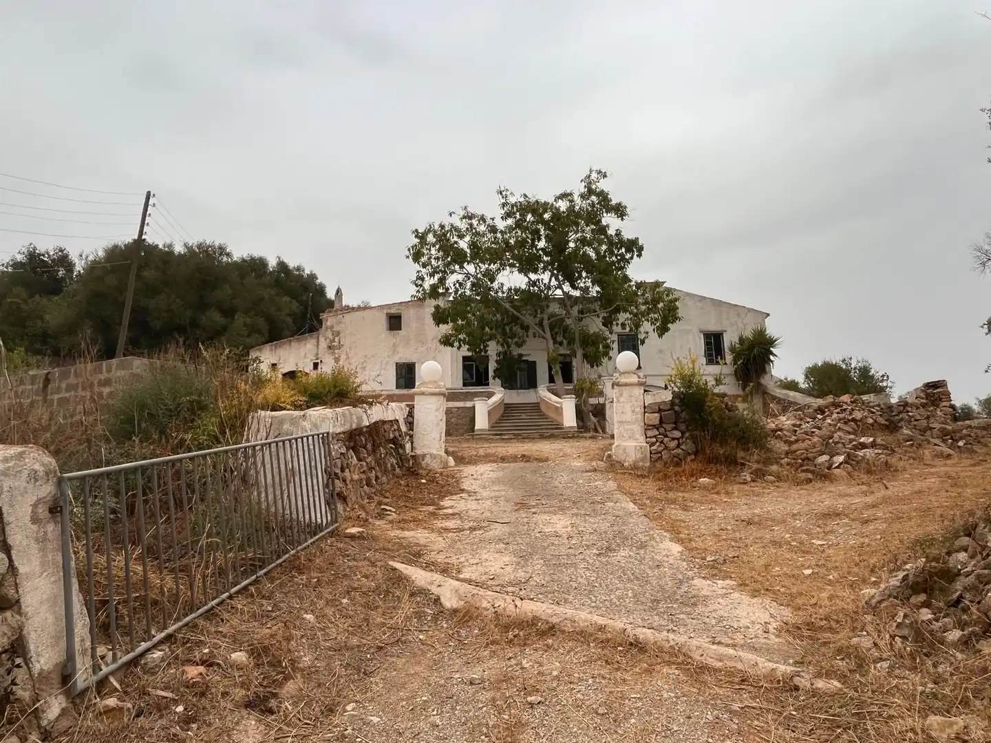 Vista exterior de Finca rústica en venda en Es Mercadal amb Jardí privat