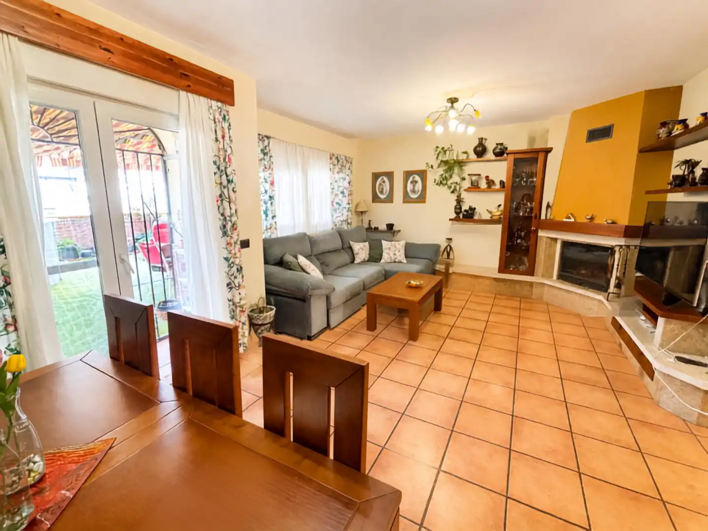 Adosado con piscina en venta en Capellanía - Retamar, imagen 5