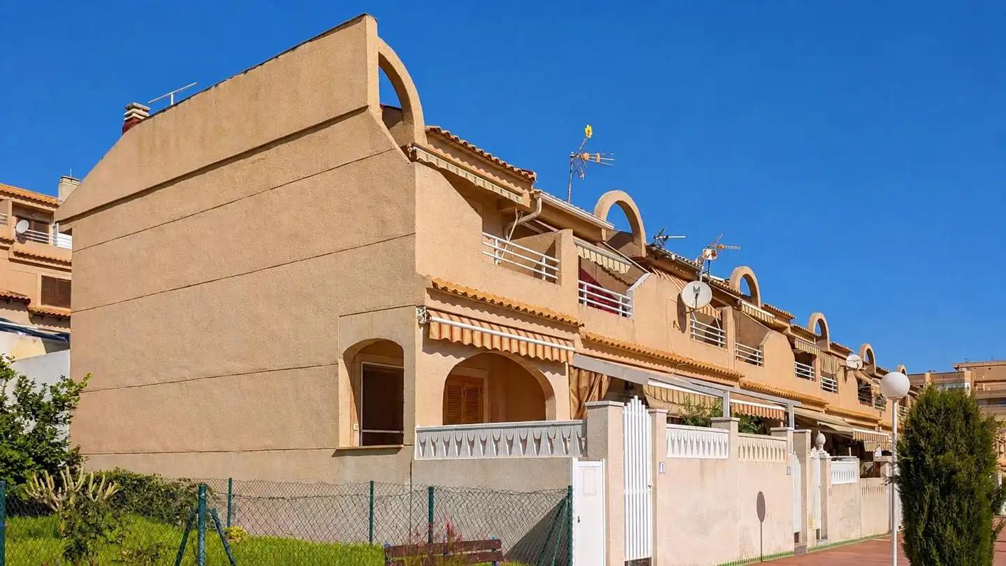 Exterior view of Detached homes for sale in Elche / Elx  with Terrace, Storage room and Swimming Pool