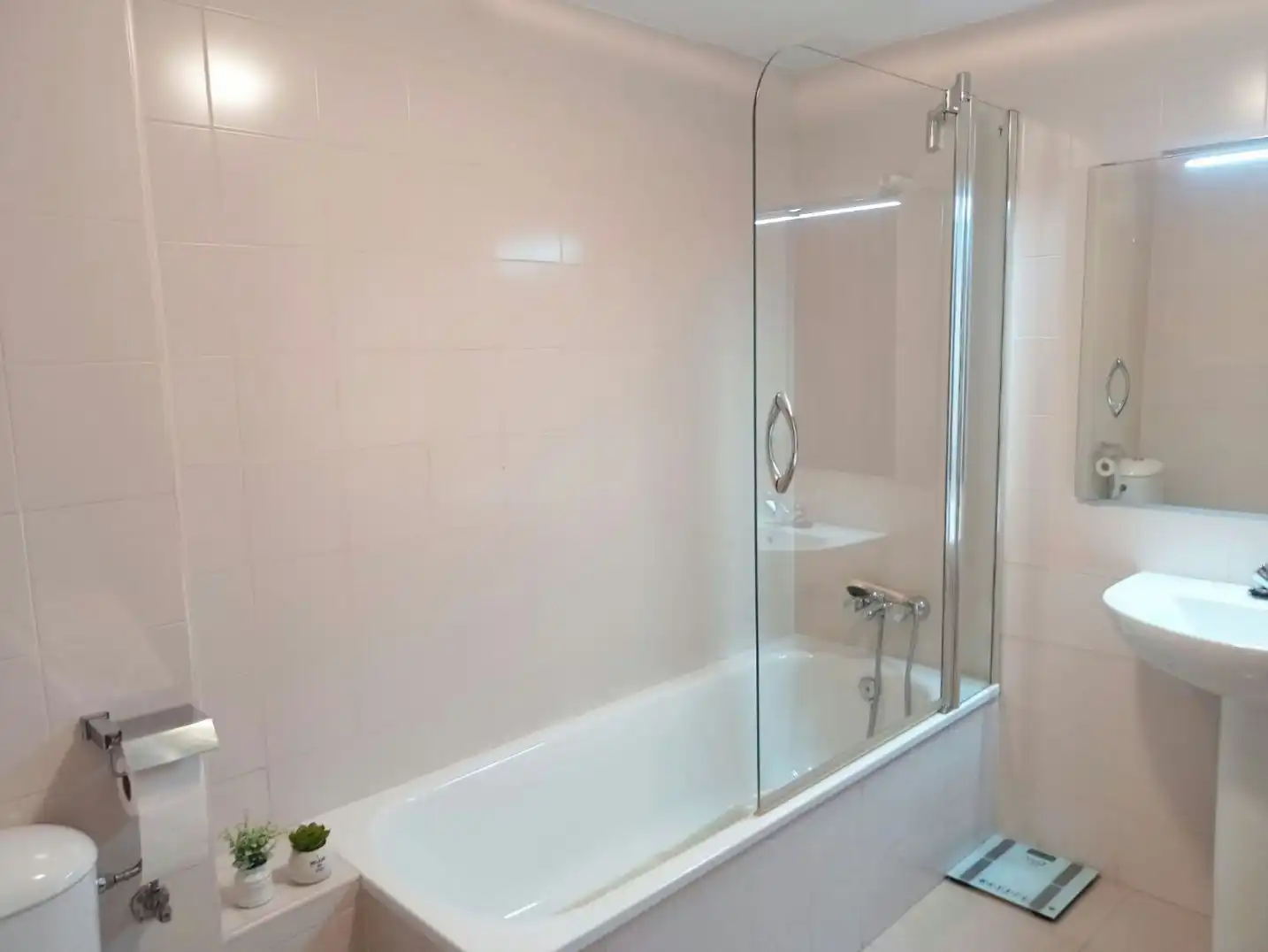 Badezimmer von Maisonette zum Verkauf in Centro
