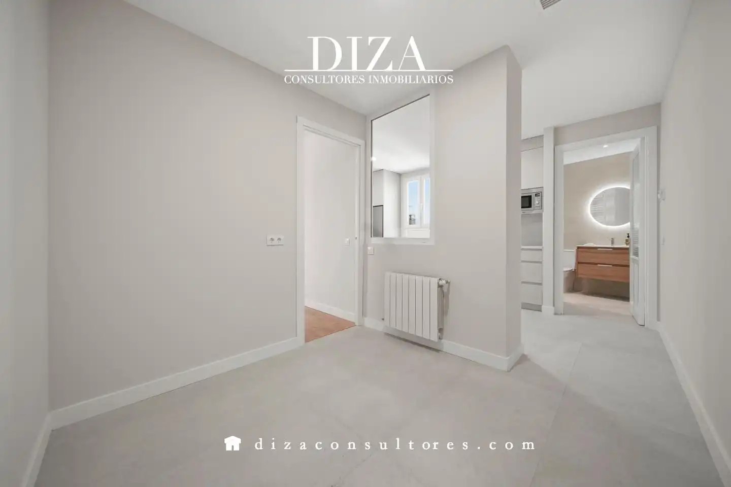 Bedroom of Flat for rent in Madrid  with Air Conditioner and Heating