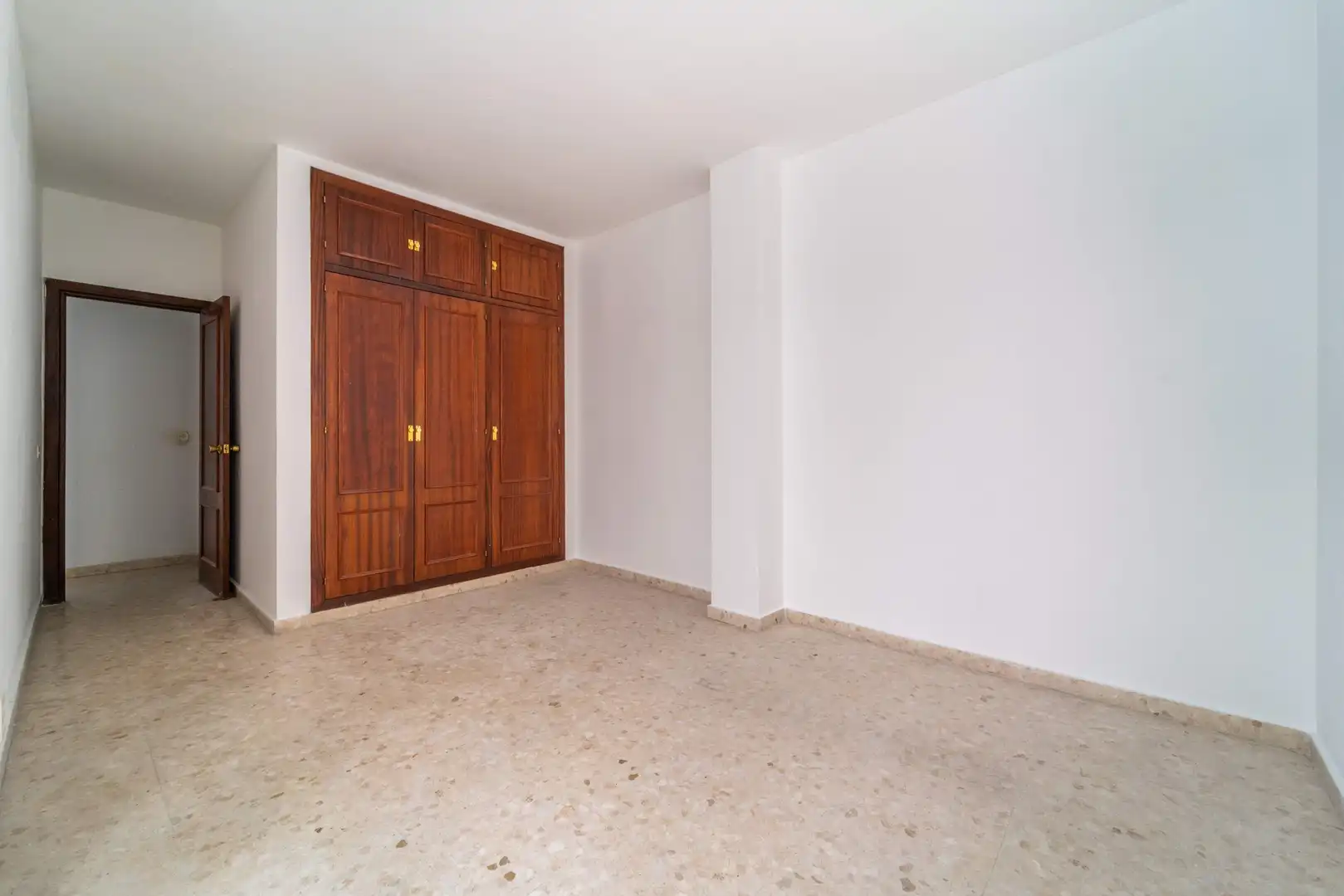 Flat for sale in Fuengirola  with Balcony