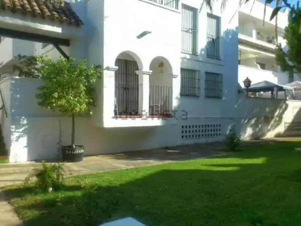 Jardín de Apartamento de alquiler en Sanlúcar de Barrameda con Amueblado, Lavadora y Microondas