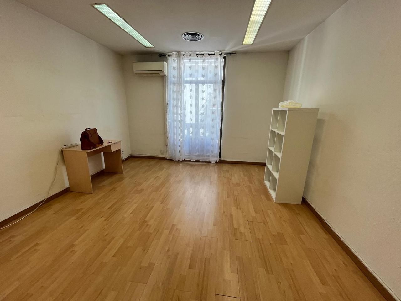 Office to rent in  Madrid Capital  with Air Conditioner and Heating